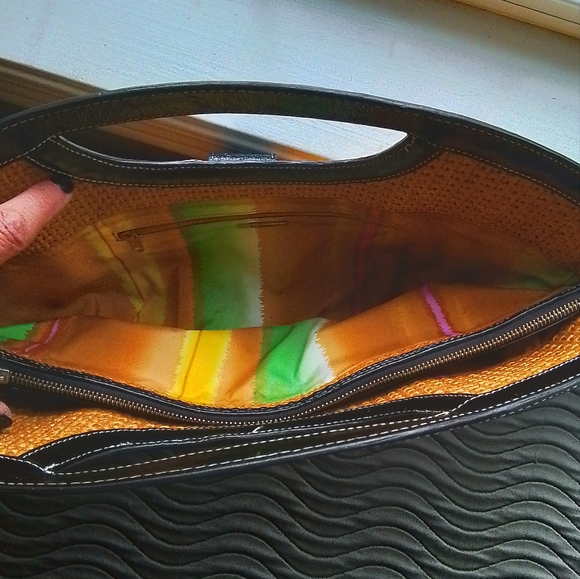 Maxx New York Bag - Picture 3 of 6